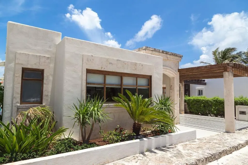 Casa Marmol Beach Front Playa del Carmen Villa